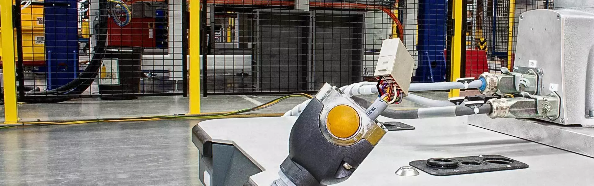 Push-In 接线方式扩大了 浩亭 的产品范围